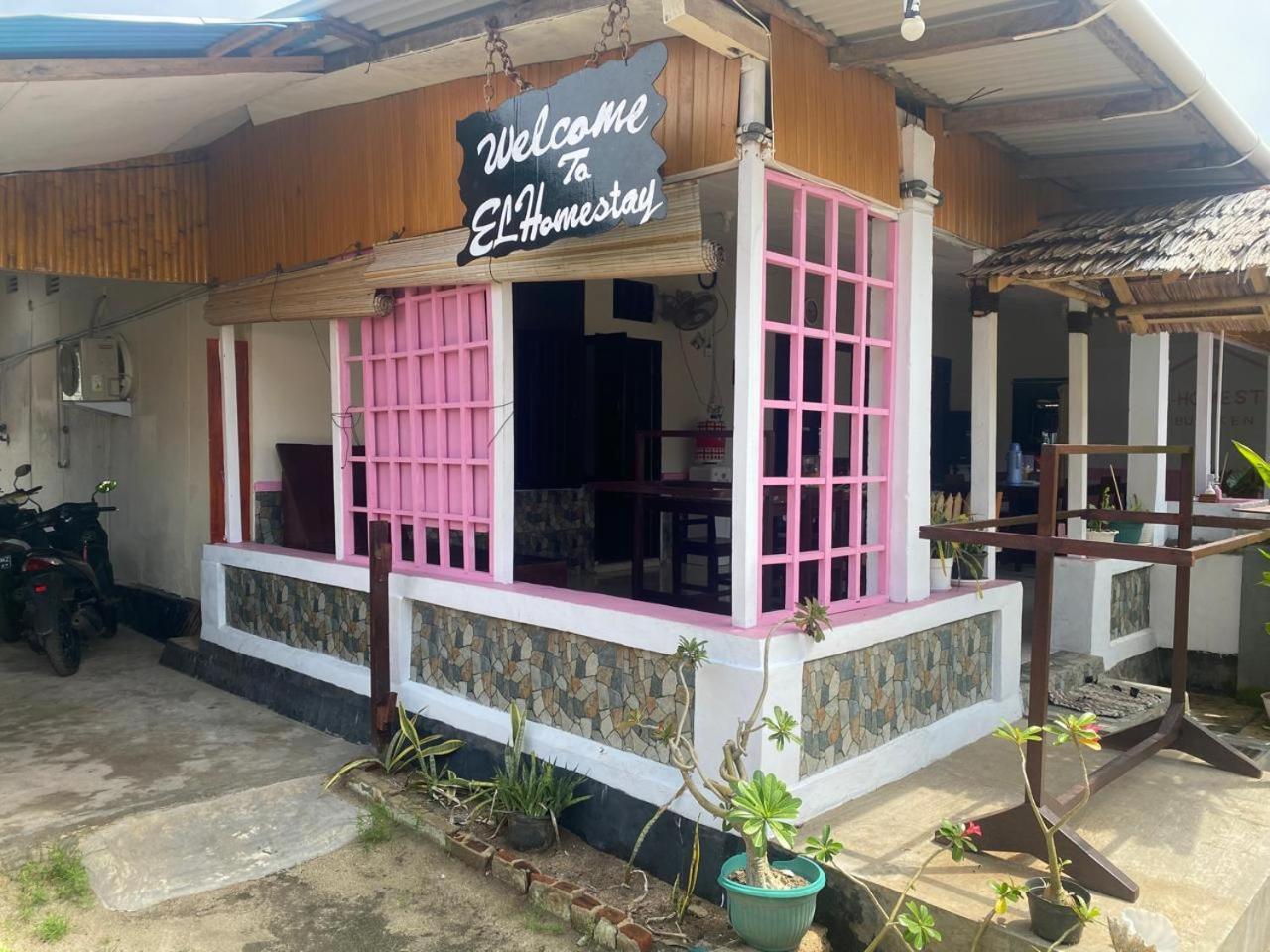 El Homestay ブナケン エクステリア 写真